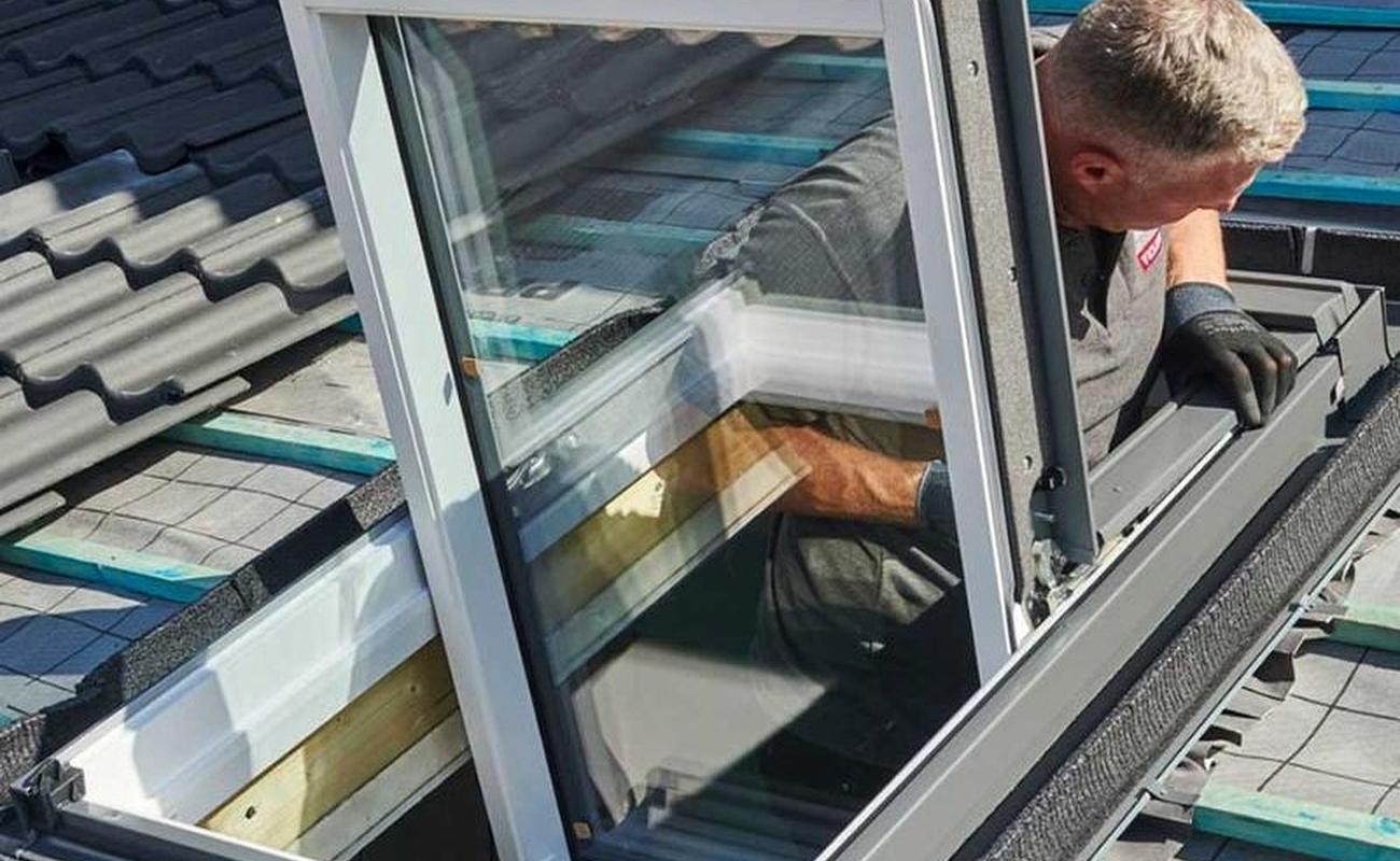 Montaj jgheaburi si burlane pentru acoperis